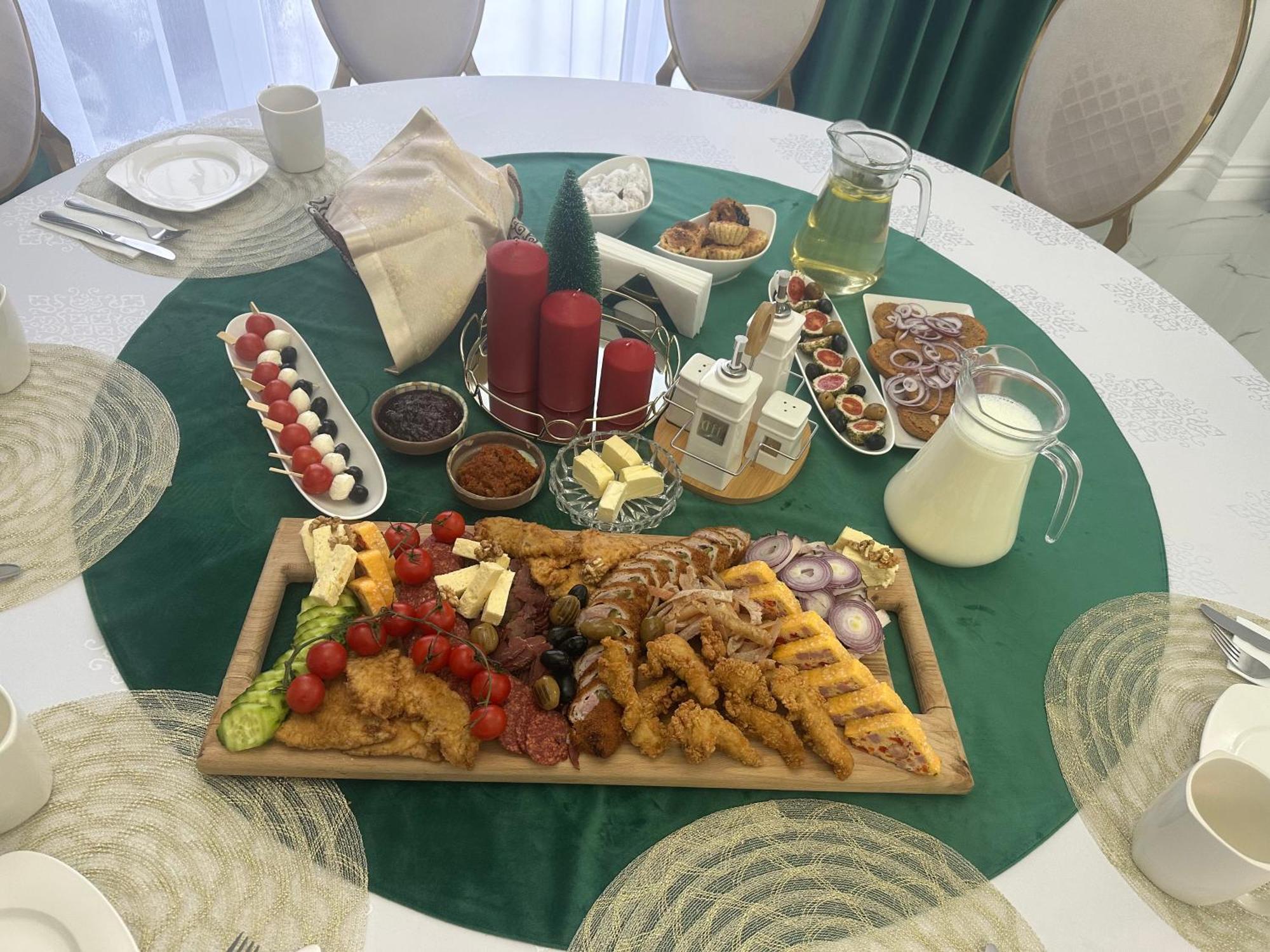 Hotel Casa Daiana Moisei Zewnętrze zdjęcie