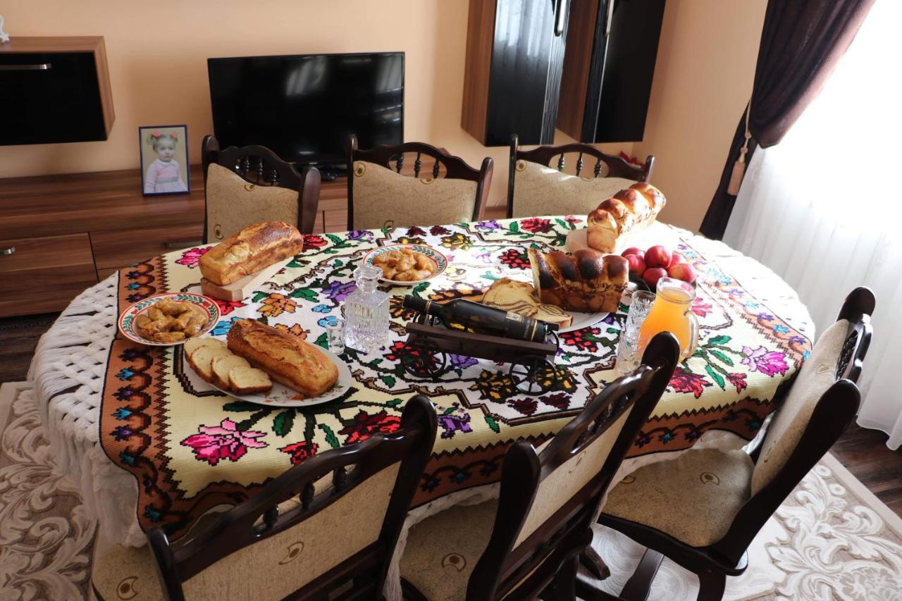 Hotel Casa Daiana Moisei Zewnętrze zdjęcie